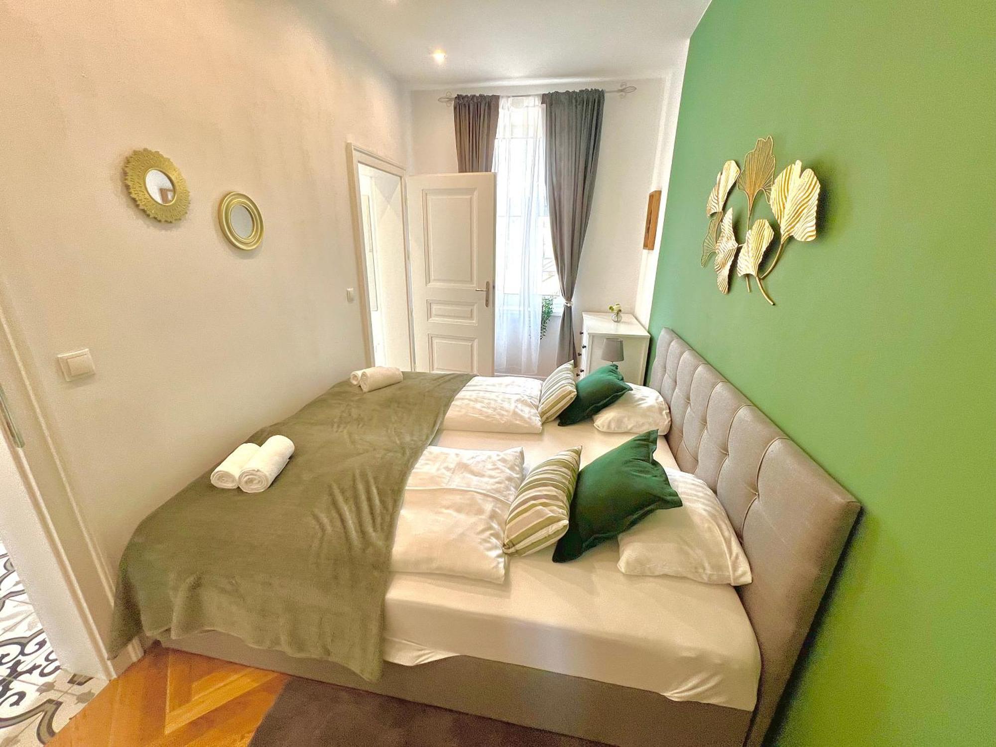 Boutique Newly Renovated Apartment